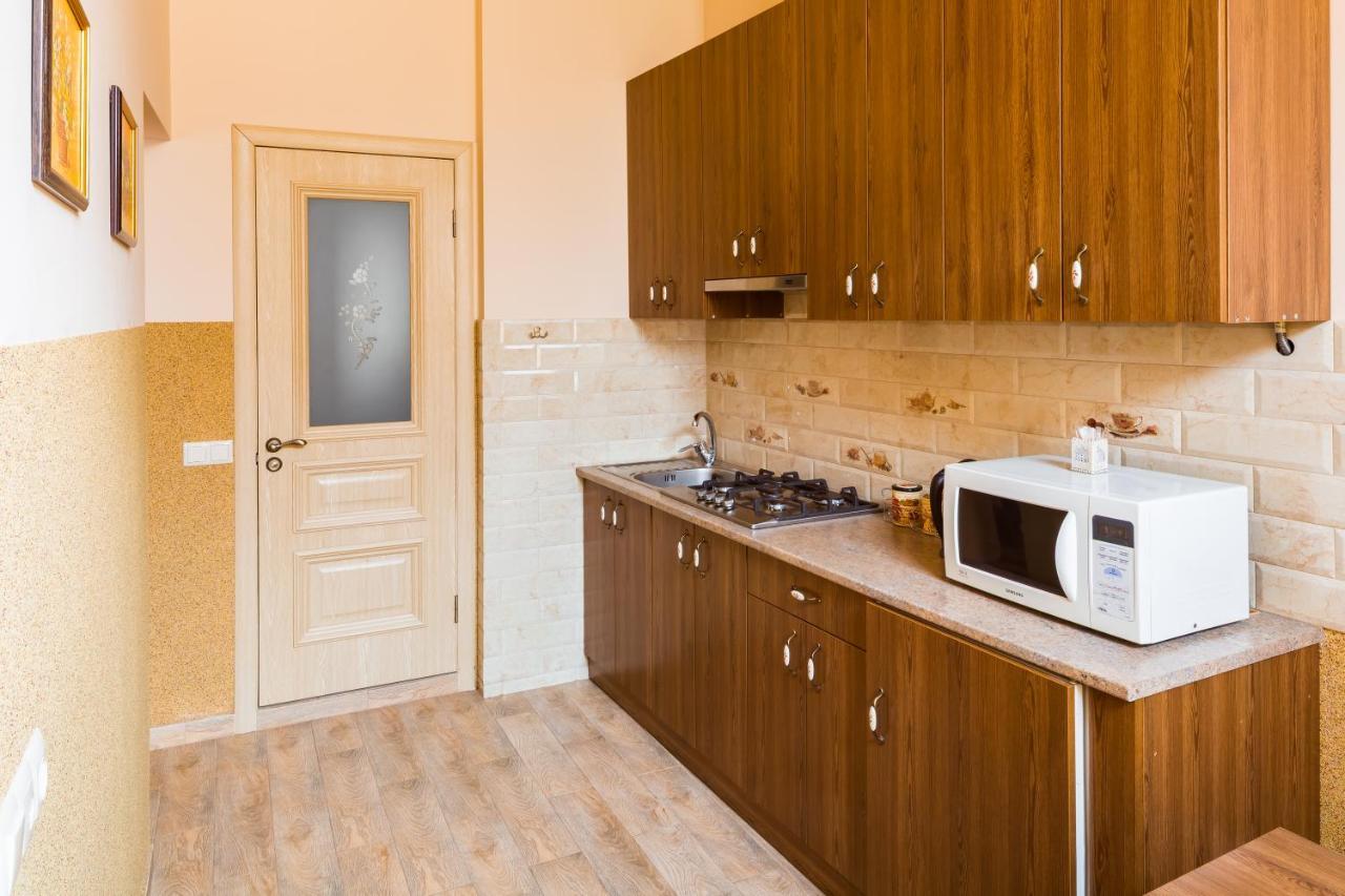 Apartment On Lesya Kurbasa 7 Lvov Exteriér fotografie