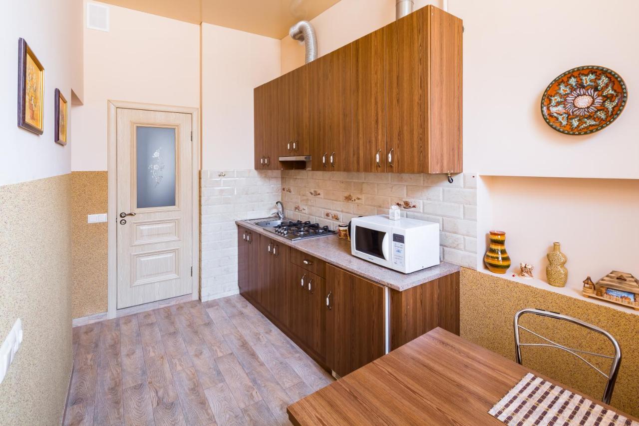 Apartment On Lesya Kurbasa 7 Lvov Exteriér fotografie